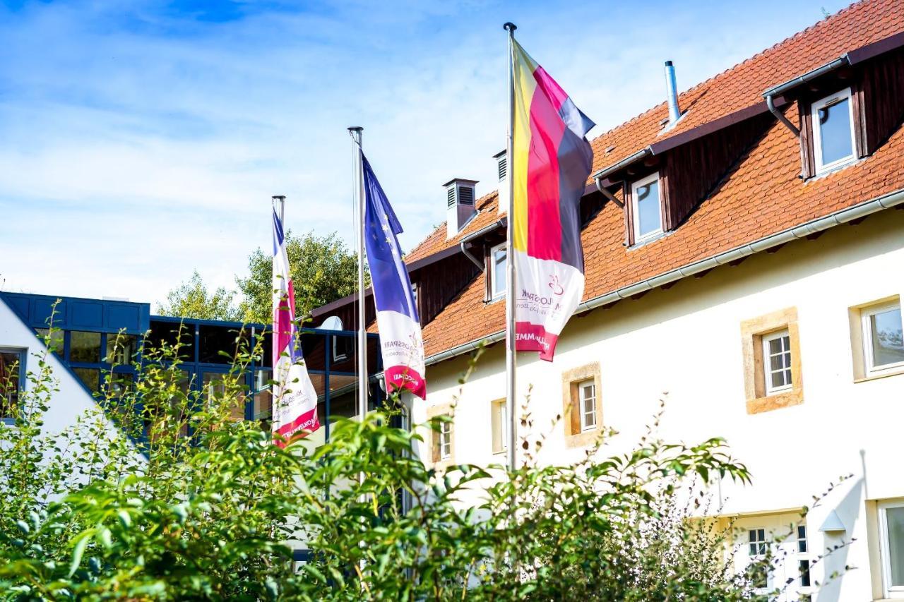 Wohlfuehlhotel Im Schlosspark - Self Checkin Willebadessen Luaran gambar