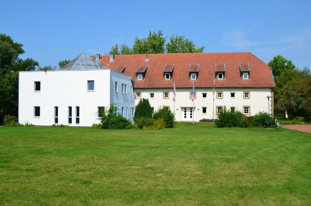 Wohlfuehlhotel Im Schlosspark - Self Checkin Willebadessen Luaran gambar